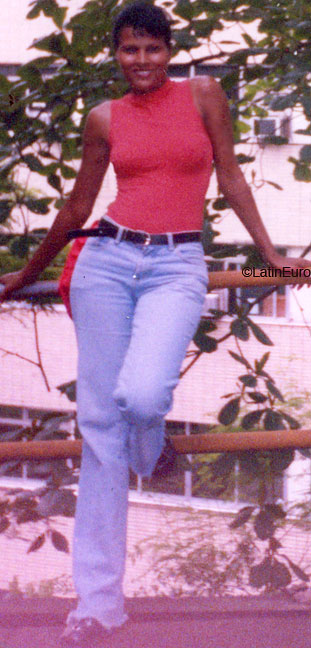 Date this exotic Brazil girl Cristeane from BELFORD ROXO B6295