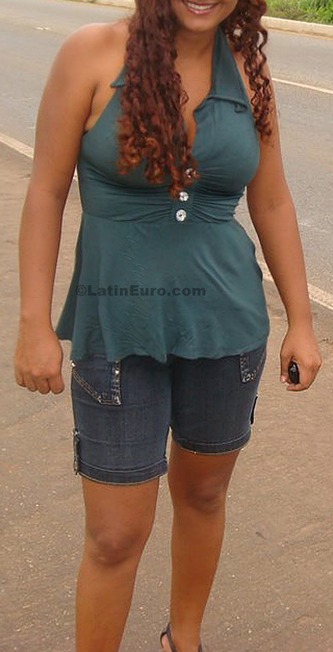 Date this cute Brazil girl Fernanda from Vera Cruz BR4256