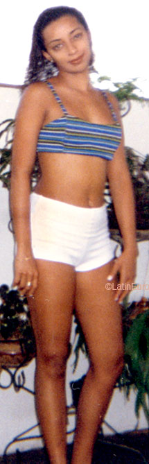 Date this fun Brazil girl Flavia from GOIANIA B6332