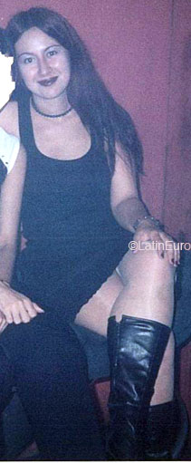 Date this nice looking Brazil girl Deborah from SAO PAULO B6351