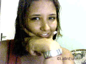 Date this tall Brazil girl Evellyn from ITABUNA B6435