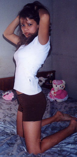 Date this funny Brazil girl Simone from JARDIM B6449