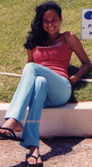 Date this pretty Brazil girl Claudia from ILHEUS B6509