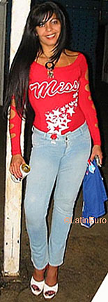 Date this foxy Brazil girl Selma from  B6647