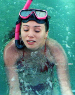 Date this lovely Brazil girl Nivea from FORTALEZA B6661