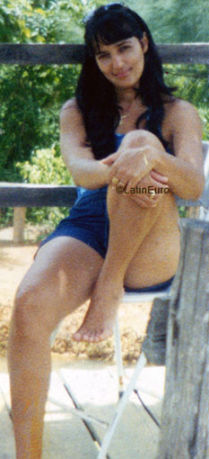 Date this lovely Brazil girl Renata from CACHOEIRO DE ITAPEMIRIM B6694