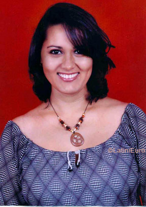 Date this passionate Brazil girl Nicinha from CUIABA B6730