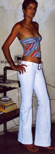 Date this delightful Brazil girl Evanilde from BERTIOGA B6745