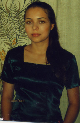 Date this good-looking Brazil girl Elizangela from SAO PAULO B7001