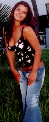 Date this pretty Brazil girl Veronica from CARPINA B7022