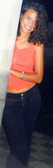 Date this foxy Brazil girl Marcolange from MINEIROLANDIA B7135