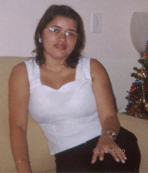 Date this nice looking Brazil girl Regina from SAO LUIS B7151