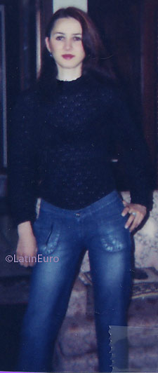 Date this funny Brazil girl Renata from CURITIBA B7175