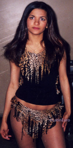 Date this passionate Brazil girl Ellen from MANAUS B7176