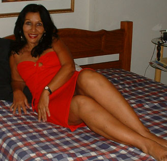 Date this gorgeous Brazil girl Vania from SALVADOR B7254