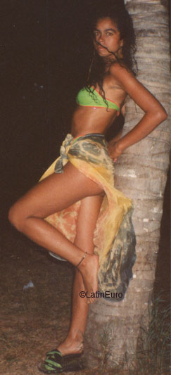 Date this beautiful Brazil girl Anderleia from VENDA NOVA DO IMIGRANTE B7314