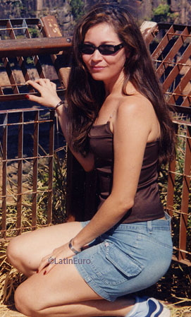 Date this good-looking Brazil girl Marilde from COXIM B7356