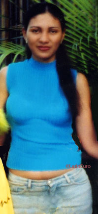 Date this sultry Brazil girl Lucelia from BIRIGUI B7408