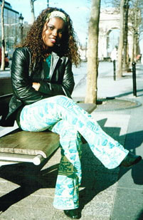 Date this cute Brazil girl Airmone from SAO PAULO B7560