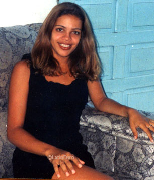 Date this voluptuous Brazil girl Tatiana from ITABUNA B7562