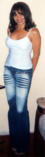 Date this funny Brazil girl Rosa from BRASILIA B7667