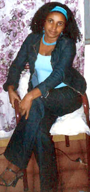 Date this happy Brazil girl Martha from RIO DE JANEIRO B7696