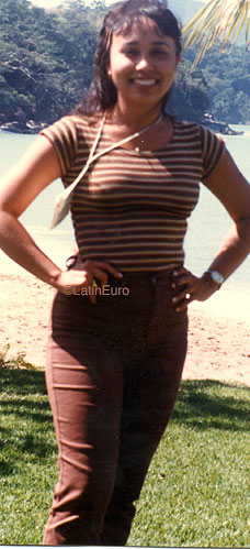 Date this voluptuous Brazil girl Michele from FORTALEZA B7708