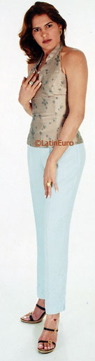 Date this nice looking Brazil girl Neila from BELO HORIZONTE B7730