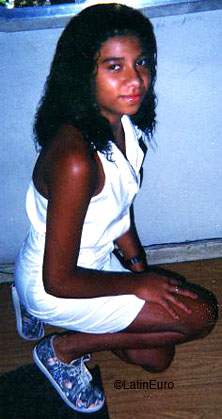 Date this beautiful Brazil girl Margareth from GLORIA B7769