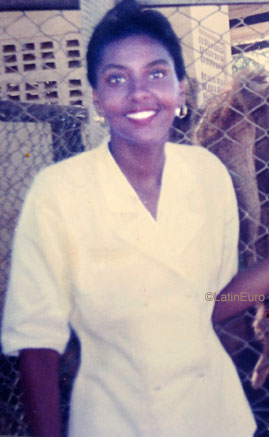 Date this athletic Brazil girl Dulcimar from SAO PAULO B7775