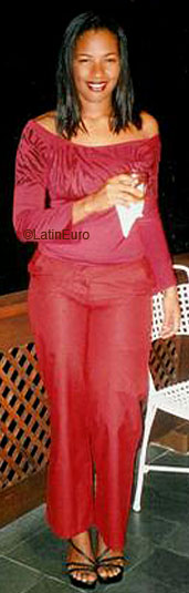 Date this hot Brazil girl Carolina from  B7905