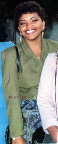 Date this happy Brazil girl Rogenia from VILA VELHA B8033