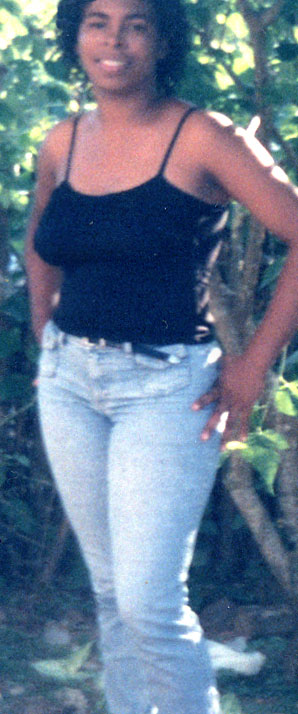 Date this sultry Brazil girl Inamara from MATA DE SAO JOAO B8106