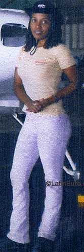 Date this foxy Brazil girl Esdria from SAO VICENTE B8217