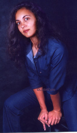 Date this tall Brazil girl Geisa from SACRAMENTO B8272