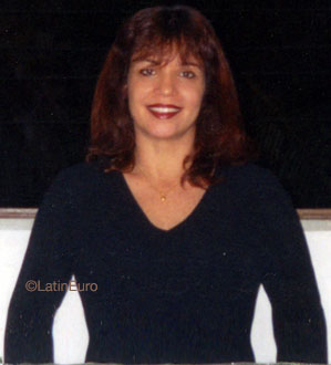 Date this stunning Brazil girl Izabel from NITEROI B8366