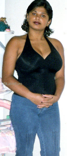 Date this lovely Brazil girl Maria from BOA VISTA B8403