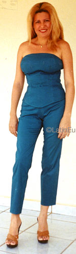 Date this good-looking Brazil girl Maria from RIO BRANCO B8446