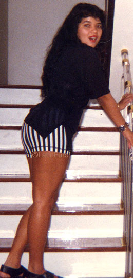 Date this georgeous Brazil girl Geysa from MORENO B8454