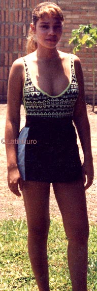 Date this lovely Brazil girl Anna from MACEIO B8468