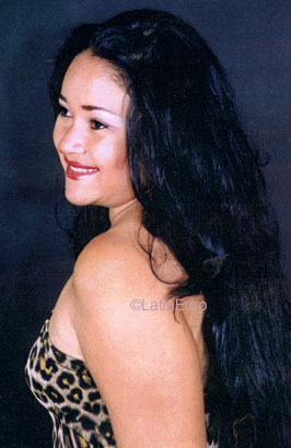 Date this voluptuous Brazil girl Martha from BRASILIA B8493