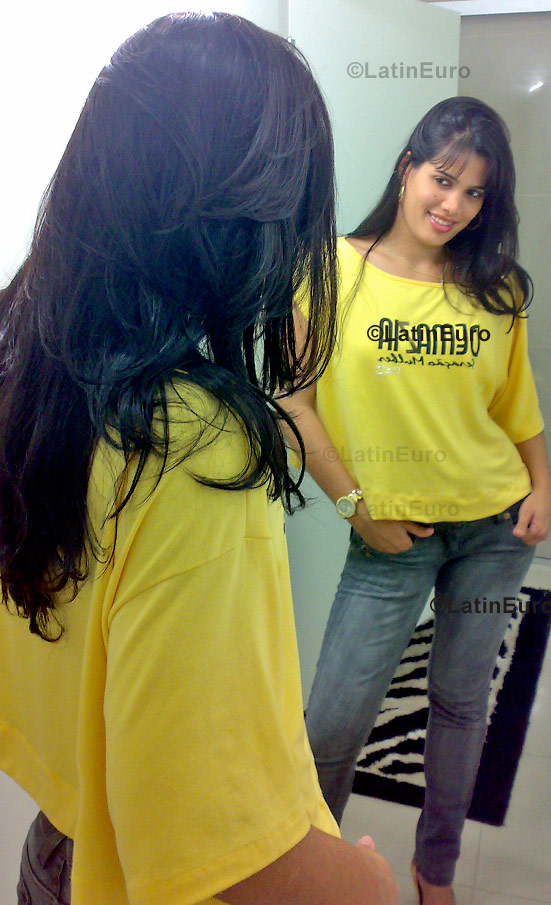 Date this young Brazil girl Ismenia from Feira de Santana B853