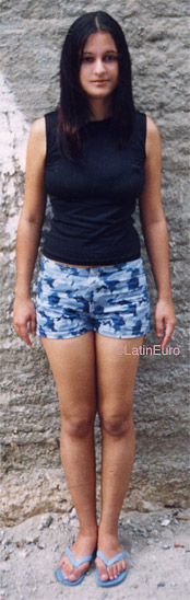 Date this foxy Brazil girl Greice from SANTO ANTONIO B8565