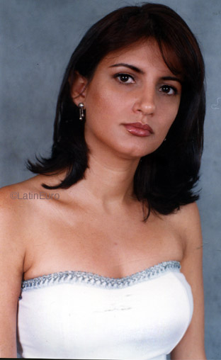 Date this good-looking Brazil girl Arminda from CATALAO B8573