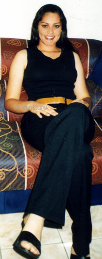 Date this georgeous Brazil girl Andreia from PIRACICABA B8668