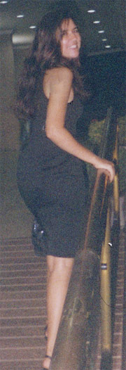 Date this voluptuous Brazil girl Greicy from CUIABA B8678