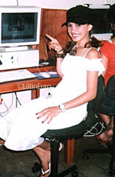 Date this voluptuous Brazil girl Elizangela from MANAUS B8701