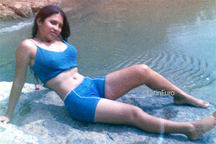 Date this beautiful Brazil girl Cleide from BARUERI B8753