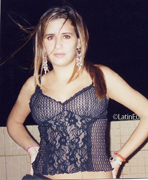 Date this funny Brazil girl Veridiana from  B8772