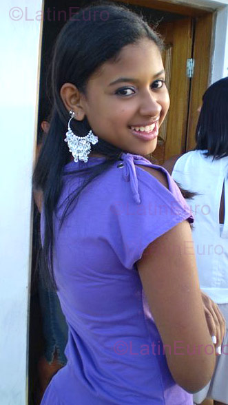 Date this hot Brazil girl Indaiara from Vitoria da Conquista B941